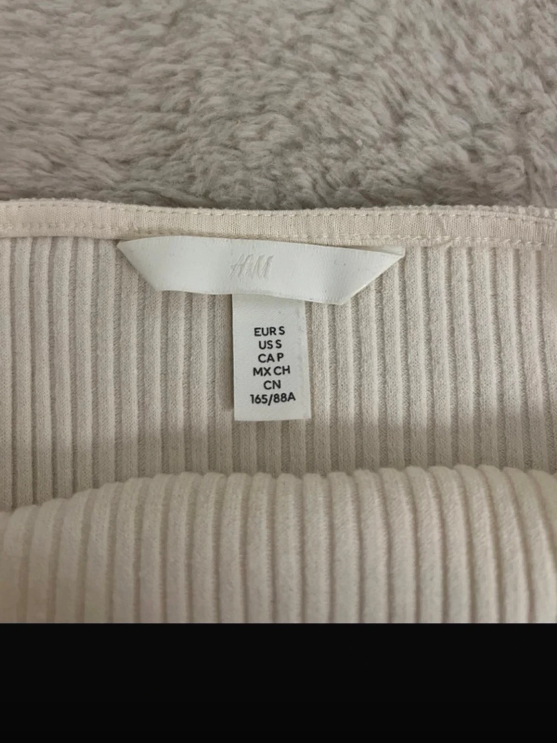 Vit ribbad topp med puffärmar H&M - 1