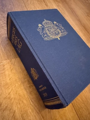 Sveriges Rikes Lag 2019 - Lagbok från 2019. Perfekt till studierna. Gott använt skick enligt bilder.  Nypris: 1149 SEK Mitt pris: 398 SEK  Skriv vid frågor och se gärna mina andra annonser! Skapar gärna deals och paketpriser för just dina behov!   Skickas snabbt och spårbart med alla möjliga fraktsätt