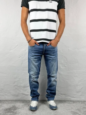 Replay jeans  - Ett par riktig snygga jeans från Replay i storlek W30 L30 i modellen Grover 