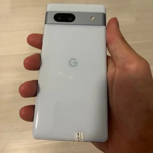 Google pixel 7A - 10/10 skick, helt ny & oanvänd, den har 128 GB. Rekommenderas för säkerhet, Graphene Kryptering får man ordna själv.  ( inget svårt utan något man kan ordna själv)