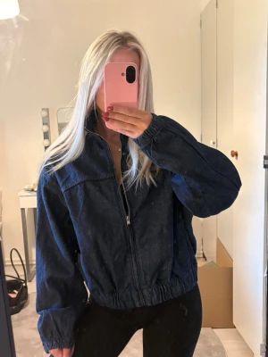 Jeans bomberjacka  - Från ASOS, aldrig använd