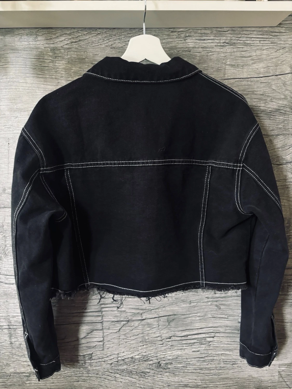 Svart croppad jeansjacka  - 2