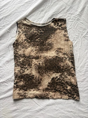 Leopard linne  - Vintage leopard linne , samma tryck fram som bak 💓