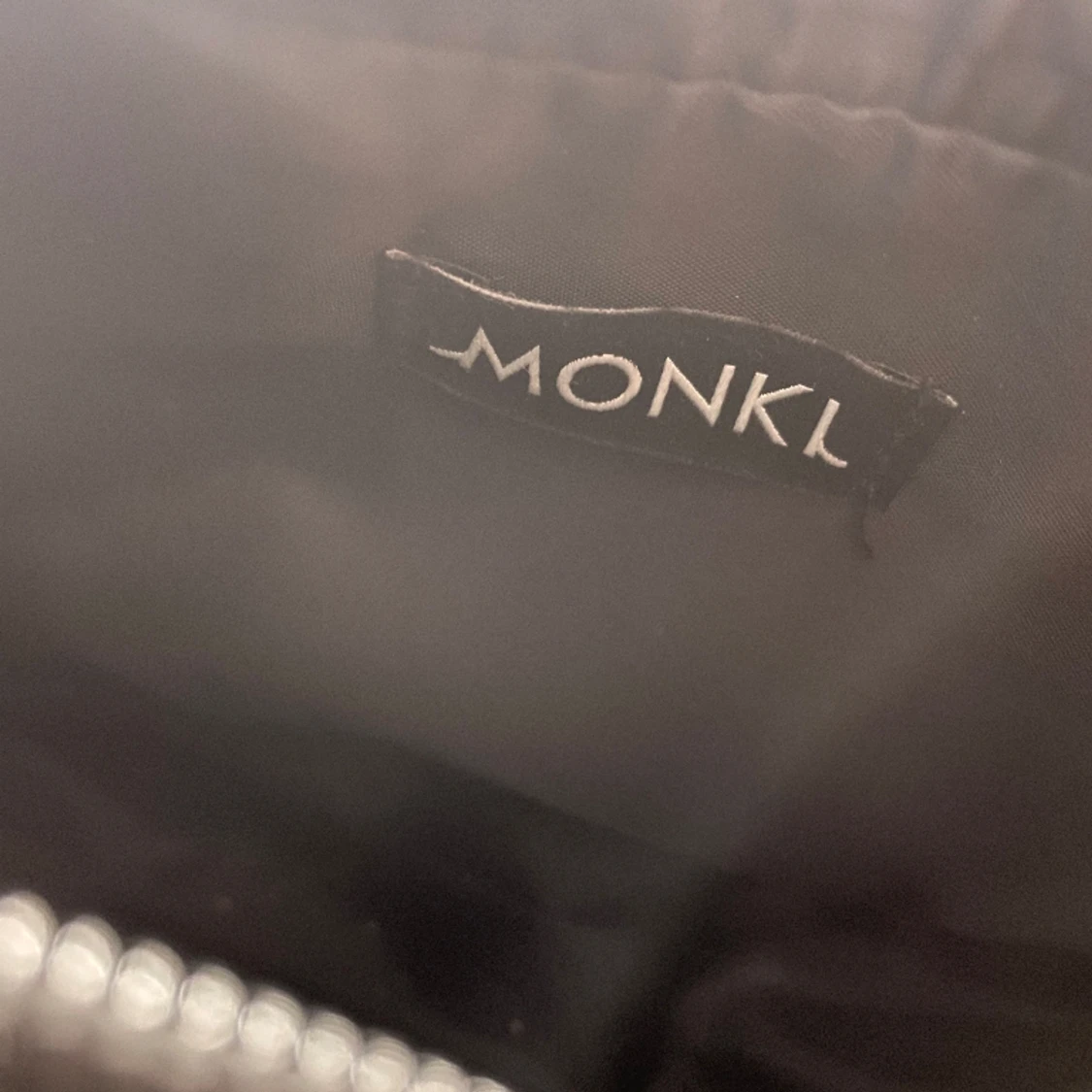 Svart liten väska  - 90