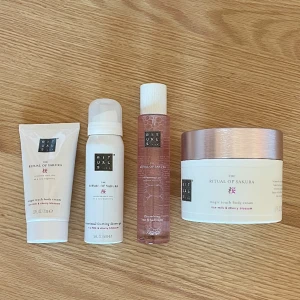 Ritual of Sakura 💌 - Body cream 70 ml • Foaming shower gel 50 ml • Hair & body mist 50 ml • Body cream 200 ml