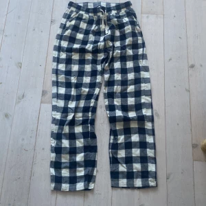 Pyjamas byxor - Säljer då de är för korta för mig