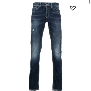 Dondup jeans - Tja! Säljer nu dessa dondup i nyskick och köpta för 2900kr! Hör av er vid minsta lilla🍾