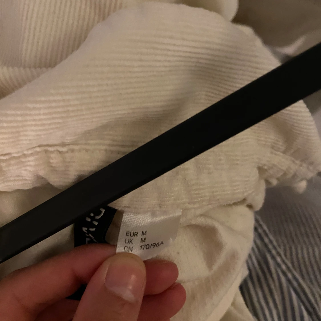 Skjorta med Manchester mönster - 92