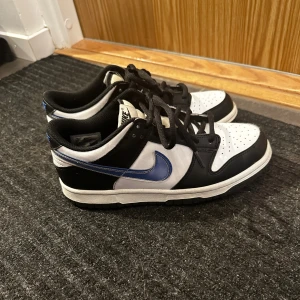 Nike skor - Använda några gånger, i väldigt bra skick.