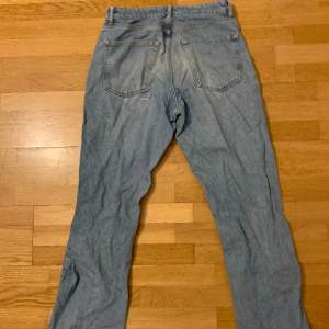 Jeans från carlings  nypris 799 kr, inte använt dem på två år så säljer dem för så billigt pris jeansen passar både dem som har 30 och 32 i längd