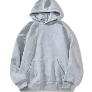 Säljer denna gråa hoodie från shein då den inte används längre, nopprig efter tvätt och därav priset men pris kan diskuteras, snörena har åkt ut. hör av er vid frågor mm❤️