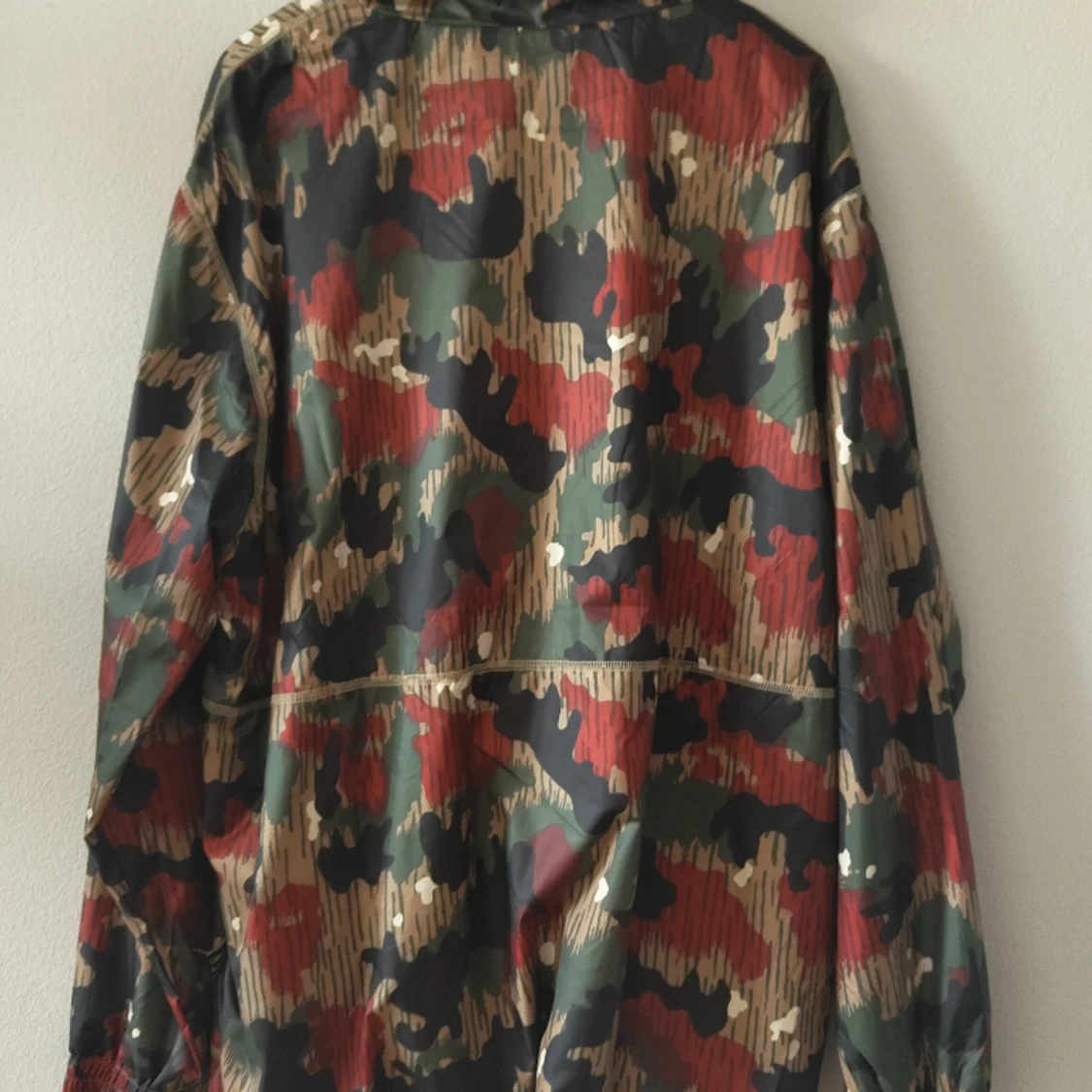 adidas Originals x Pharrell Hu Hiking Camo WindbreakerJacket - 90