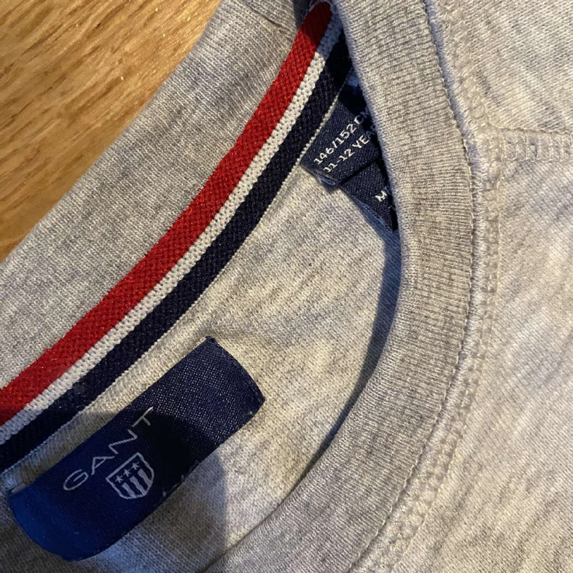 Grå gant tröja  - 91