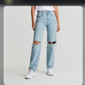 Jeans - Ljusa jeans från Gina. Aldrig kommit till användning, endast testade. Pris kan diskuteras!