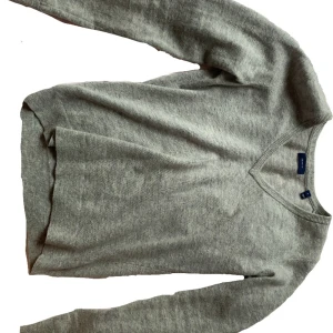 Gant tröja - Super snygg tröja från gant! Kontakta gärna vid frågor 