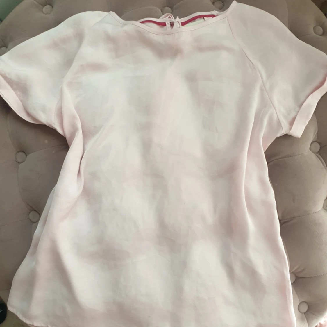 Jättefin topp blus i ljusrosa