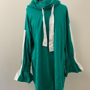 Hoodie - Cool hoodie, fint skick!