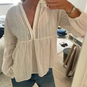 Zara blus - Rosa glittrig blus, använt fåtal gånger