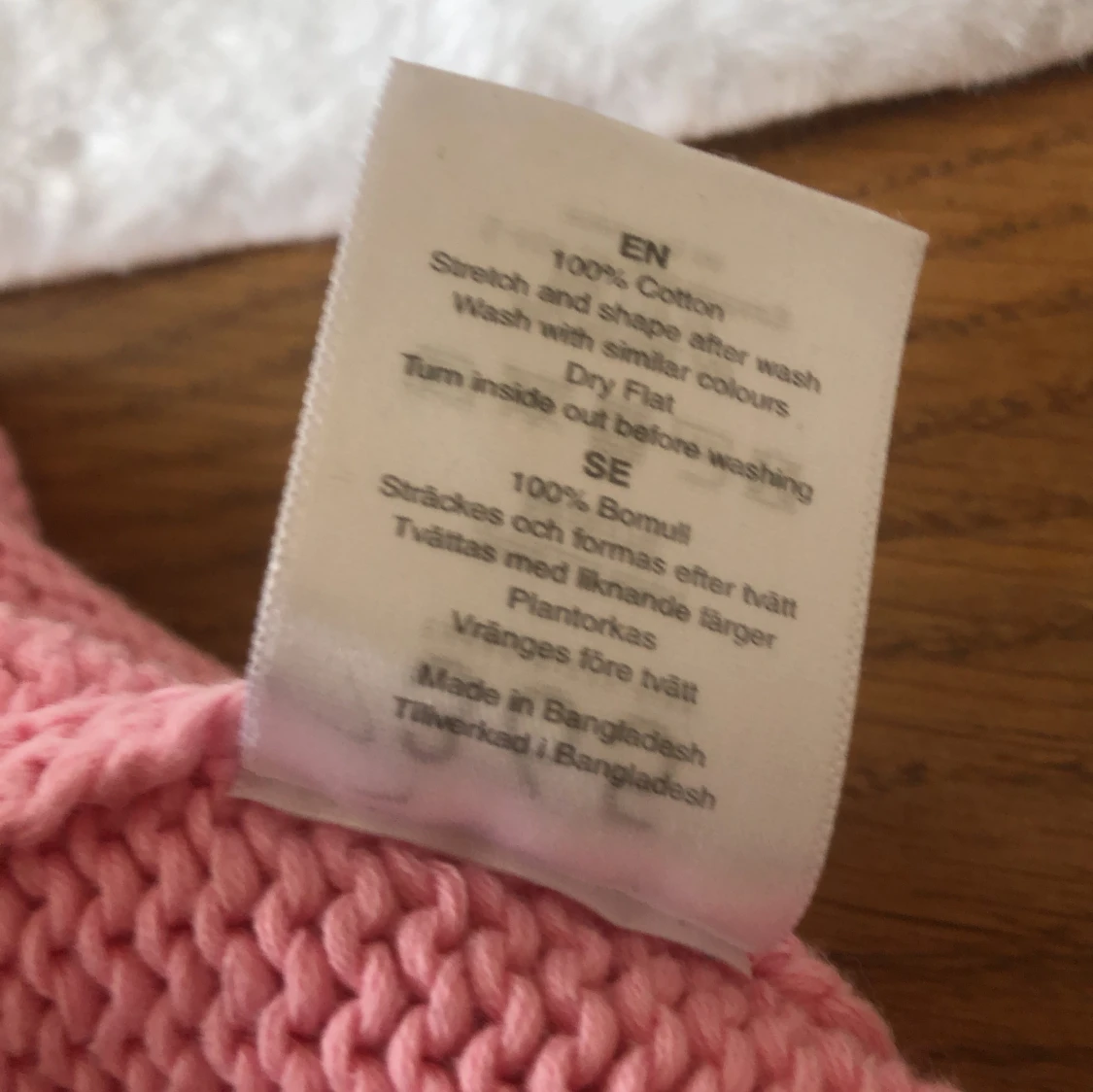 Rosa tröja med dragkedja bak - 93