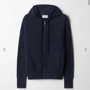 Soft goat - mörk blå soft goat zip up hoodie 💙