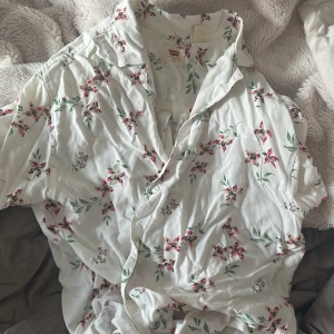 Topp - Söt topp från Levis ❤️