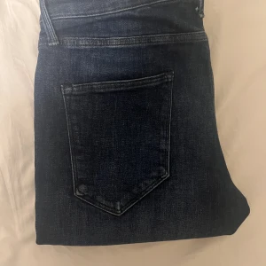 Jack & Jones Jeans - Ett par riktigt feta jack&jones jeans | nypris - 1000 | mitt pris - 299 | skick 10/10 inga defekter, andvända 2 gånger | Skriv gärna på dm om frågor eller funderingar