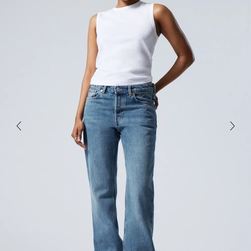 Jeans frpn weekday i modellen pin💓låg/ mid Waits och passar mig som är 174 och vanligtvis bör storlek 38. Jeans & Byxor.