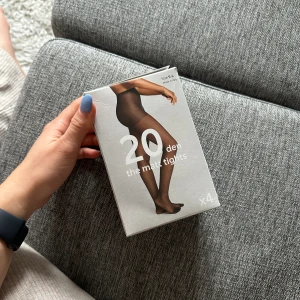 Strumpbyxor  - Strumpbyxor, endast testat ett par. 4st i förpackningen. Fel storlek. 20 den matt