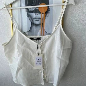 Linne - Fint linne från bikbok i nyskick, nypris 259kr💗