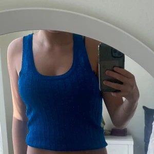 Zara linne  - Blått glittrigt zara linne💕nästintill oanvänd💕