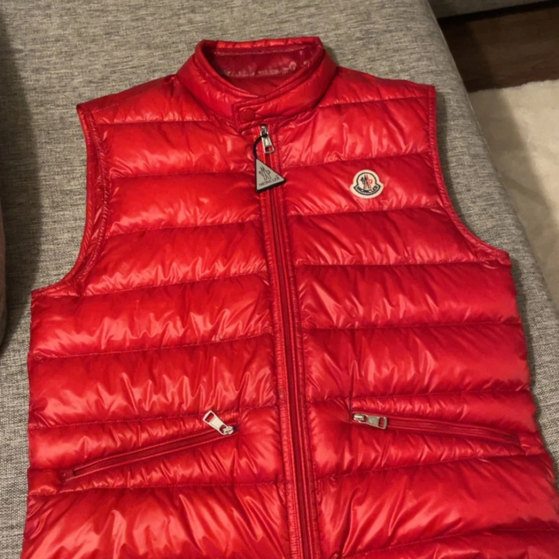 Moncler GUI väst Röd