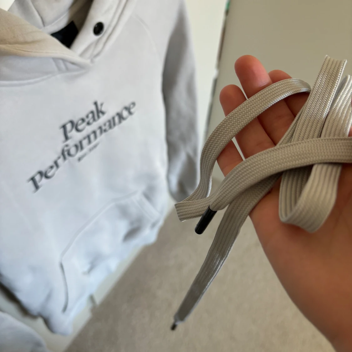 Peak performance hoodie  - 91