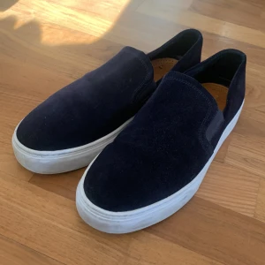 Loafers  - Jag säljer mina vagabond loafers. De är använda 2 gånger och är därför i nyskick. Pris kan diskuteras 