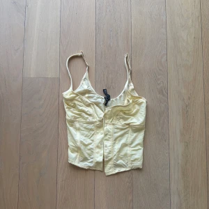 Urban outfitters topp - Fin topp/korsett/bustier från UO 