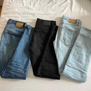 7 olika par jeans, 50kr styck eller alla för 275kr, skriv för mer bilder eller info