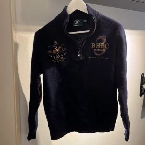 Tröja från Beverly hills  - Passar xs/s