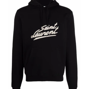Saint Laurent Hoodie - Otroligt snygg Saint Laurent Hoodie (YSL) som är använd fåtal gånger då jag är för rädd om den. Köptes på Farfetch för 7800kr. Storlek M och passar på folk som är 175-182. Jag är 181 på bilden.