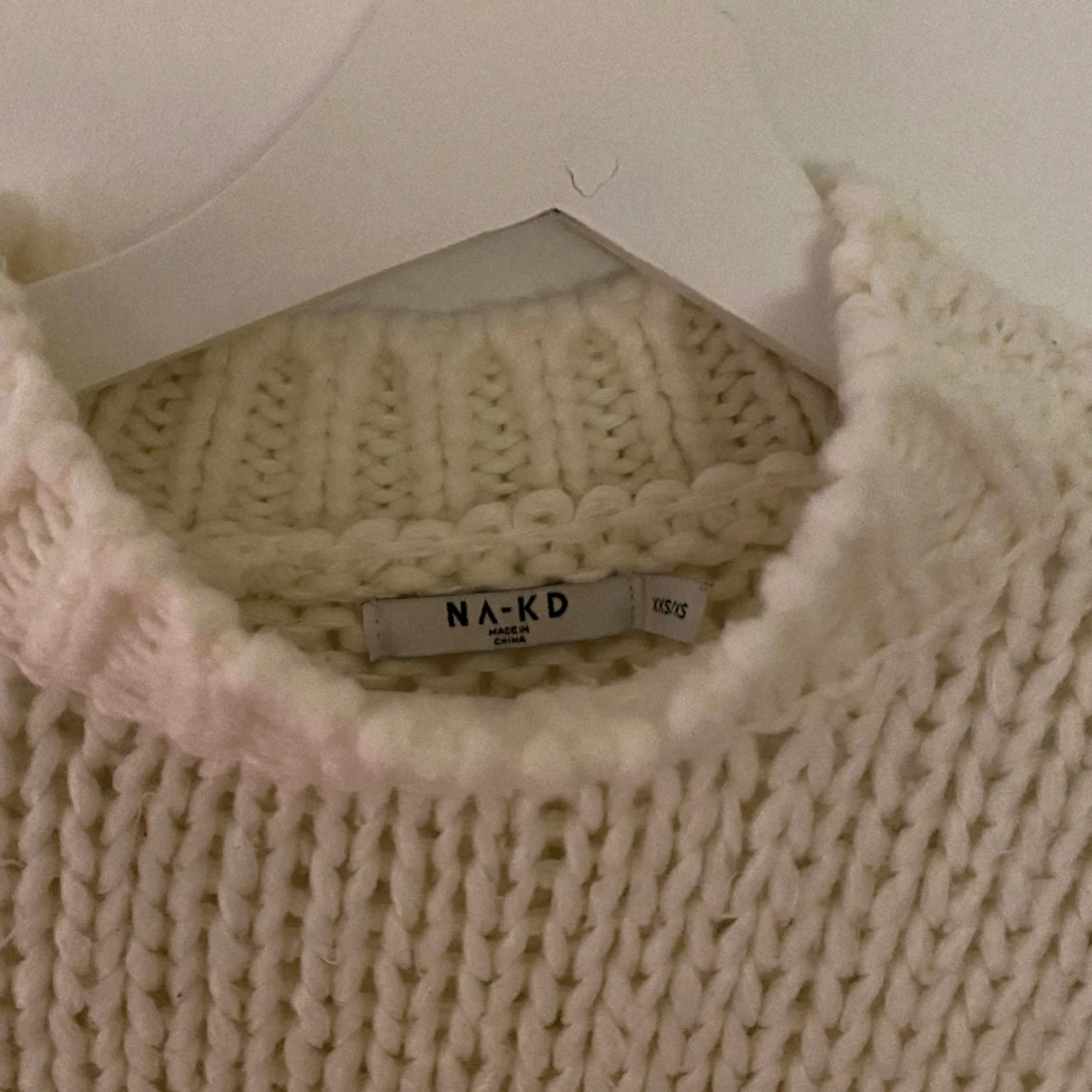 Utsåld stickad tröja  - 90