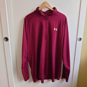 Under Armour långärmad träningströja - Storlek: XXL I bra skick 