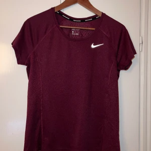 Träningströjor - Nike träningströjor