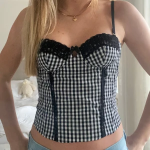 Rutigt korsett - Så snyggt korsett aldrig använt, lapp kvar❤️