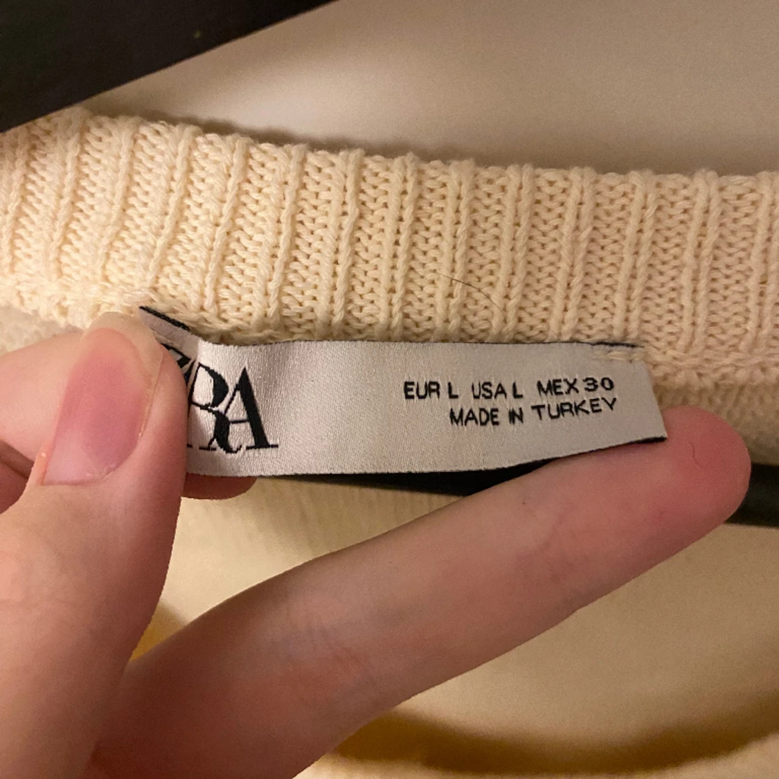 Stickad väst från zara - 91