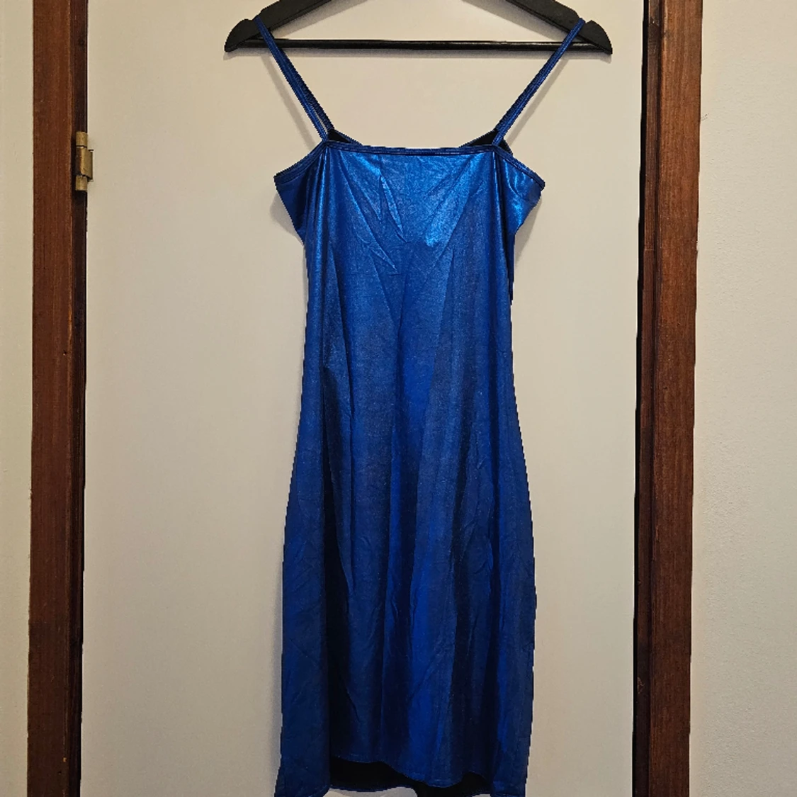 Blåmetallic klänning - 90