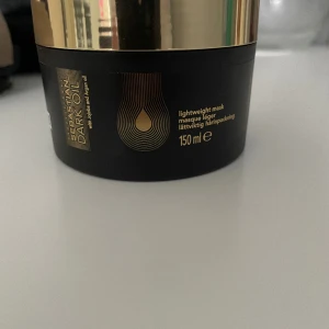 Hårinpackning  - Lättviktig Hårinpackning 150 ml från Sebastian Dark Oil💕 Aldrig använd, nypris 440 kr❤️