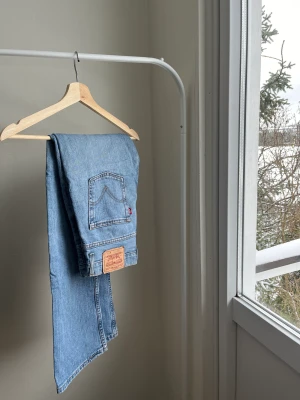 Levis 501 vintage jeans  - Levis 501 vintage jeans. Storlek 28/32. Extremt fin tvätt. Ljusblåa. 