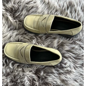 Loafers -Asos - Knappt använda! Så som nya  Stl 4 alltså 36,5 men mer som en 37:a   Pris går att diskutera