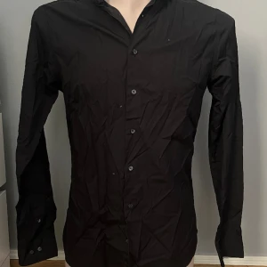Svart skjorta - Bra skick!