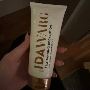 Helt ny Ida Warg self-tanning body lotion, 200ml