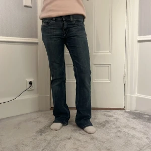 Svin snygga diesel jeans - Svin snygga diesel jeans säljer dem på grund av att dem it passar mig