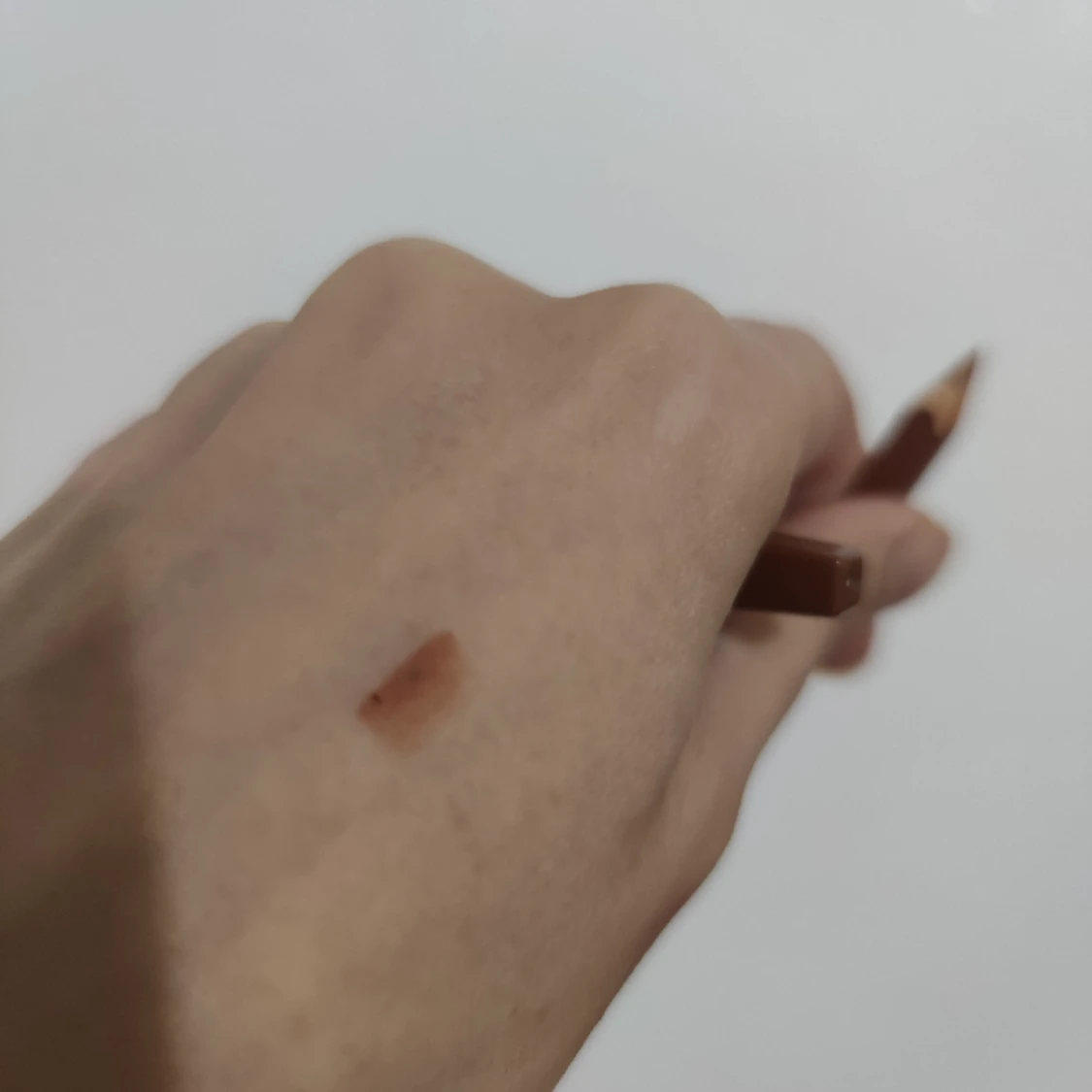 Caia läpp penna - 91